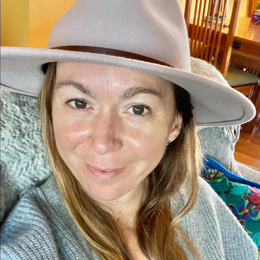 Meet your Posher, Kristin